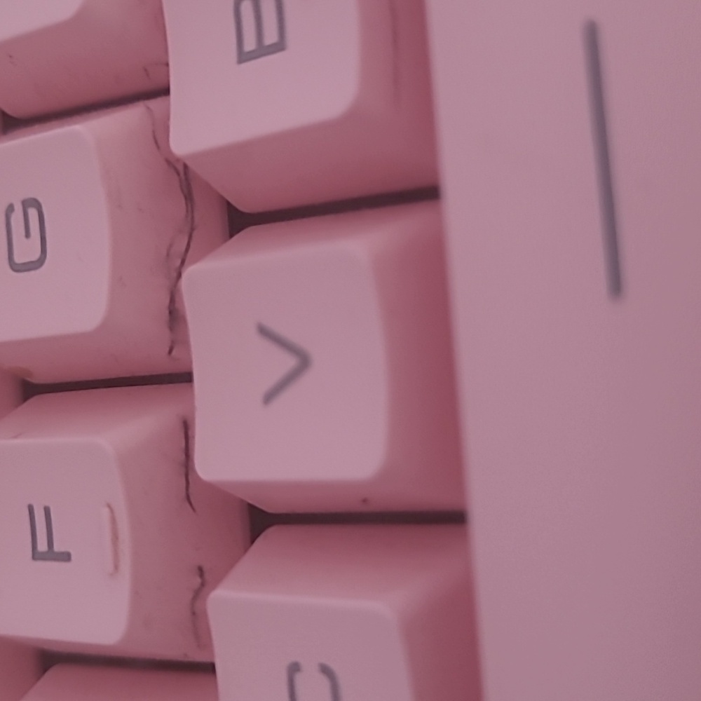 Pink Gaming Keyboard - Picture 7 of 7